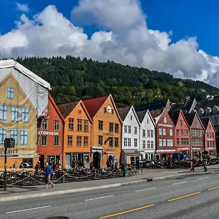 Stort, Koselig Hus I Naturomrade Holiday home Bergen
