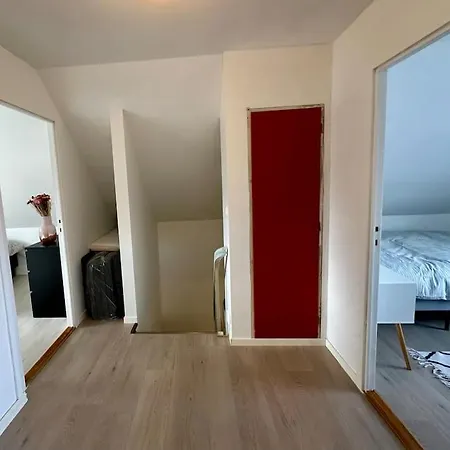 Stort, Koselig Hus I Naturomrade Prázdninový dům