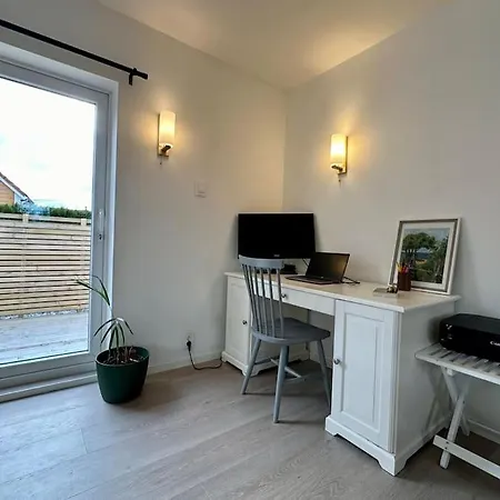 Stort, Koselig Hus I Naturomrade Bergen