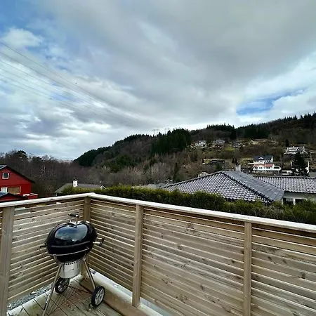 Stort, Koselig Hus I Naturomrade Holiday home